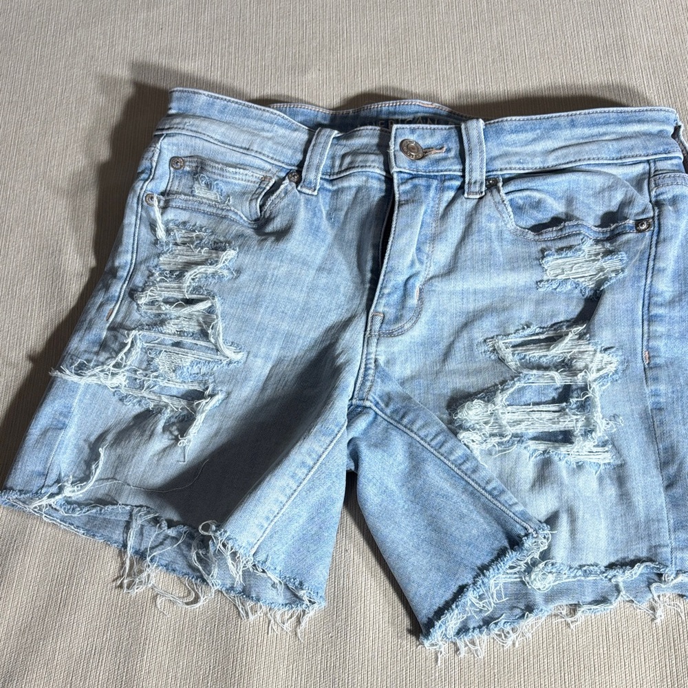 American Eagle Distressed Light Blue Jeans shorts - Picture 2 of 11